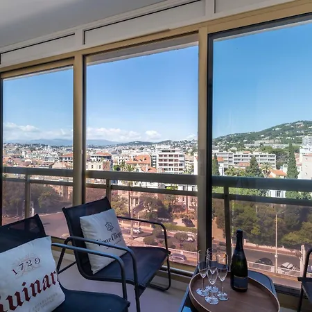 2-br Terrace Centre Διαμέρισμα *