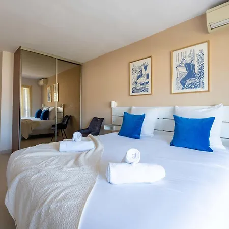 2-br Terrace Centre