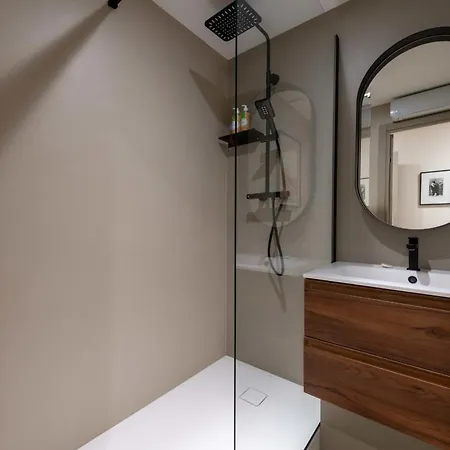 2-br Terrace Centre Κάννες